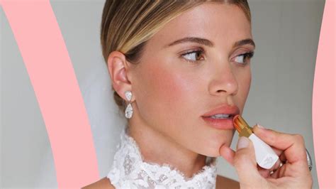 sofia richie lipstick.